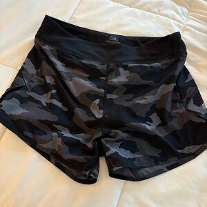 Athleta Girls Black Camo Run the World 3” Shorts